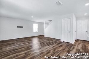 Building Photo - 7359 Yucca Pl