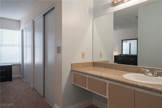 Building Photo - 7250 Hardtack Cir