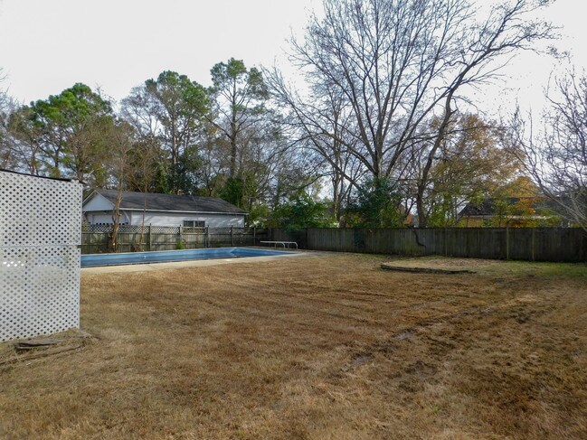 Building Photo - 4306 White Acres Rd