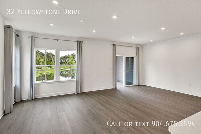 Building Photo - 32 Yellowstone Dr