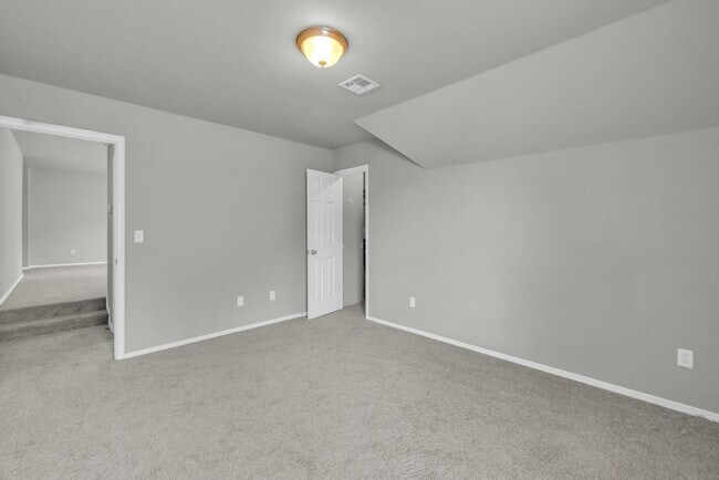 Building Photo - Welcome to this gorgeous home in the highl...