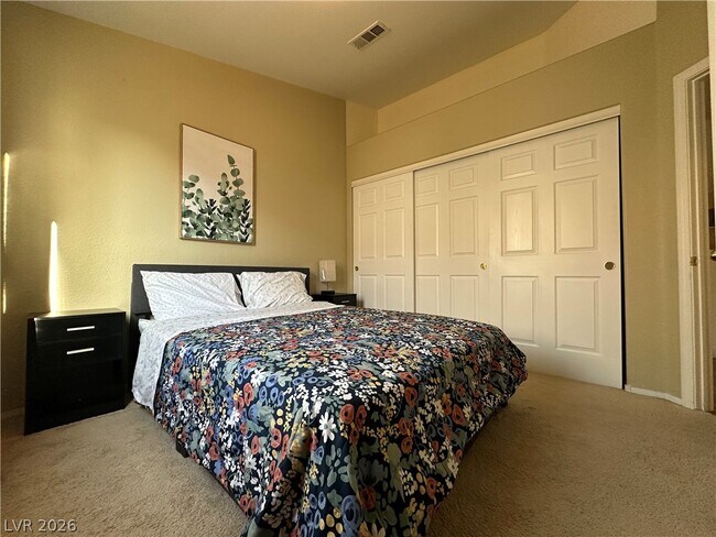 Building Photo - 3645 Penedos Dr