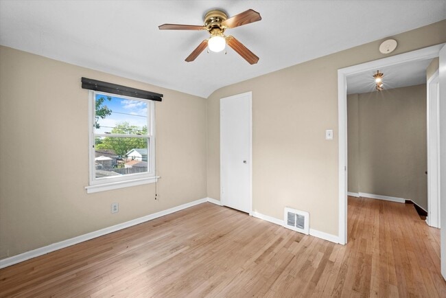 Building Photo - 1380 Wentworth Ave