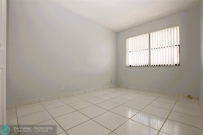 Building Photo - 11581 NW 42nd St