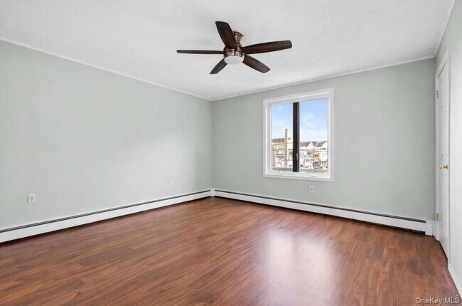 Building Photo - 115 Maryland Ave