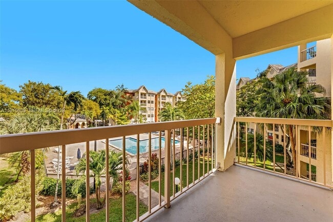 Building Photo - 8160 Geneva Ct