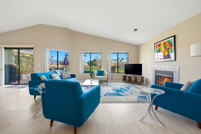 Building Photo - 42402 Sand Dune Dr