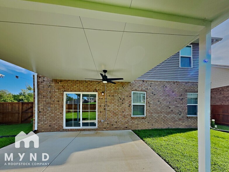 Building Photo - 804 Twin Falls Dr
