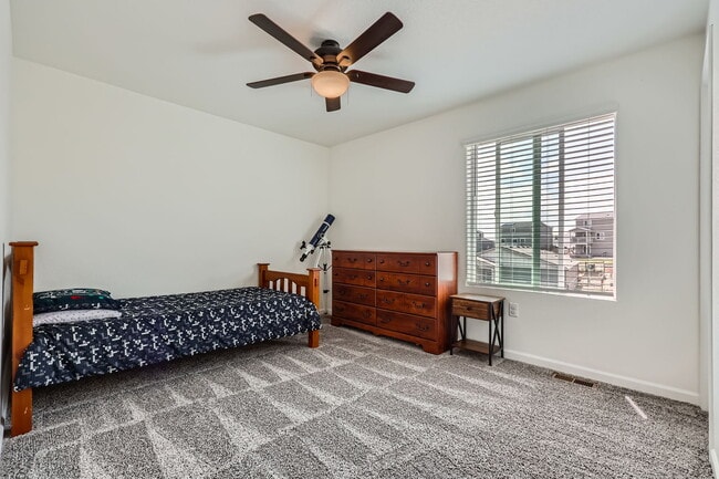 Building Photo - 42830 Ivydale St