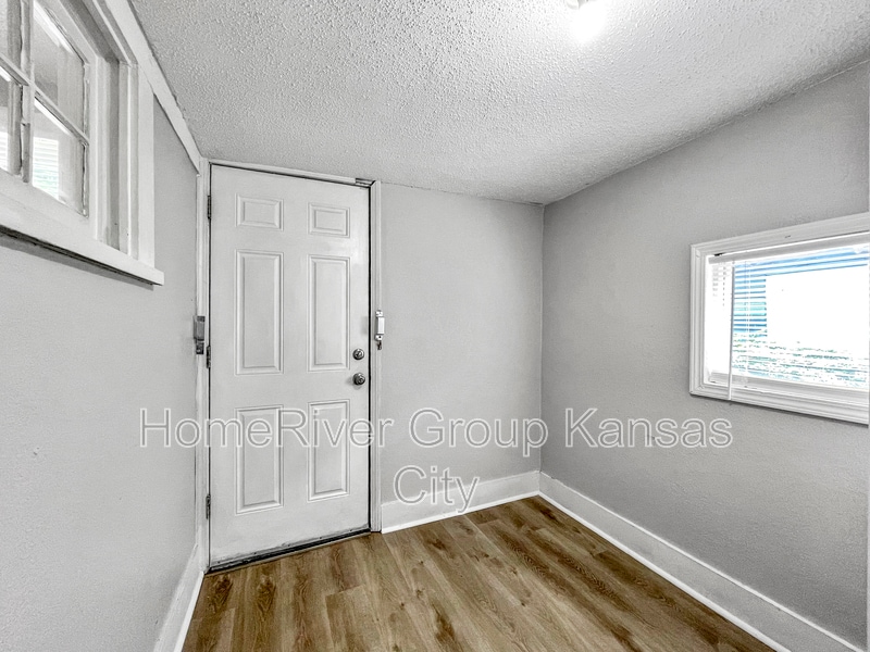 Building Photo - 3539 Bellefontaine Ave