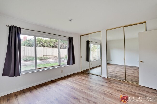 Building Photo - Sunnyvale home with central air and new LV...