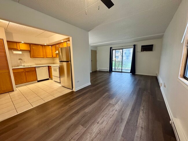 Building Photo - 244 Klein Creek Ct