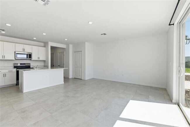 Building Photo - 14052 Lilac Sky Ter
