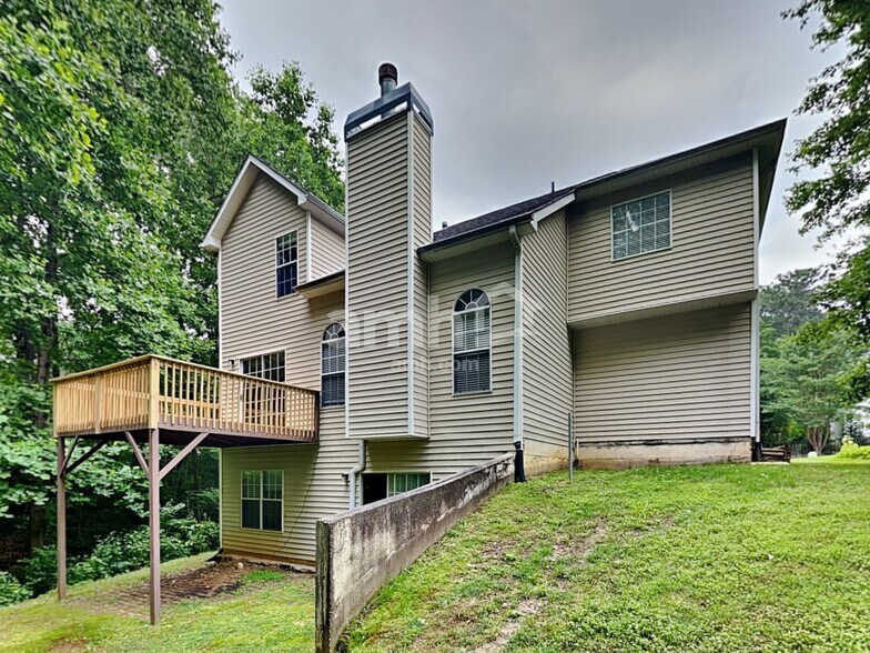 Building Photo - 5705 Wandering Vine Trl SE