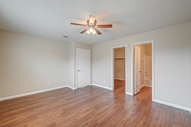 Building Photo - 838 Darbydale Crossing Ln