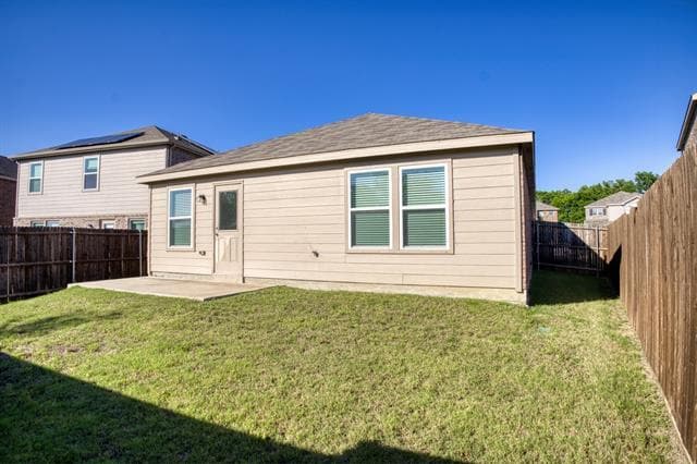 Building Photo - 605 Grenada Lk Dr