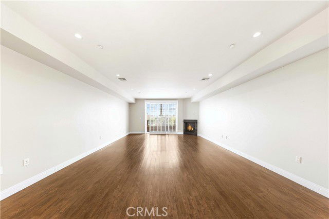 Building Photo - 11218 Camarillo St