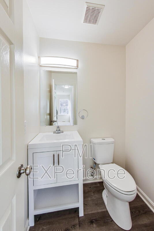 Building Photo - 9010 Hardesty Dr