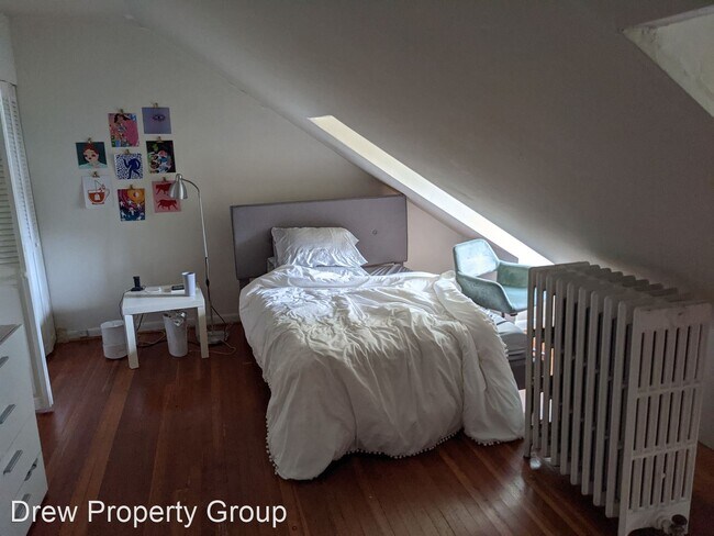 Building Photo - 6 br, 3 bath House - 3717 Reservoir Rd NW