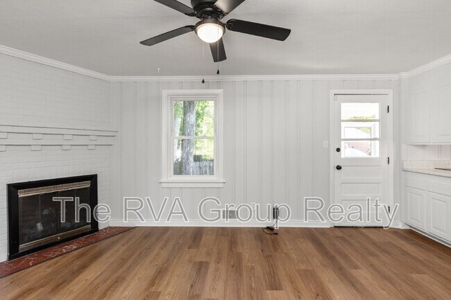 Building Photo - 6220 Debora Dr