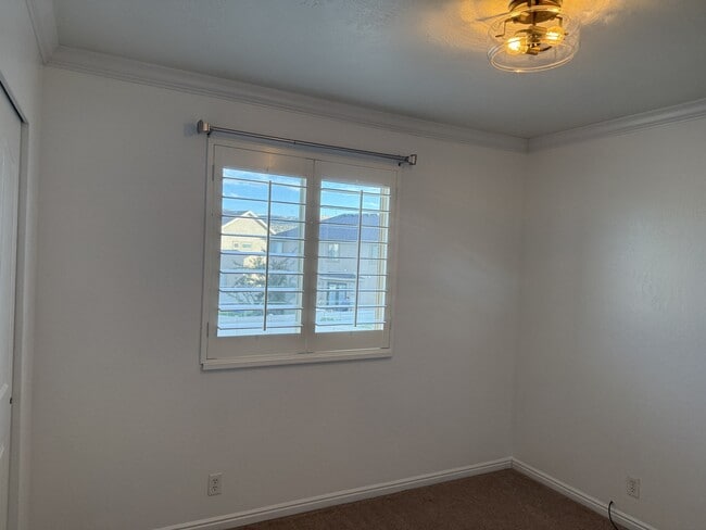 Building Photo - 7691 Willow Walk Ln