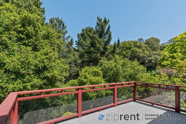 Building Photo - 6026 Ridgemont Dr