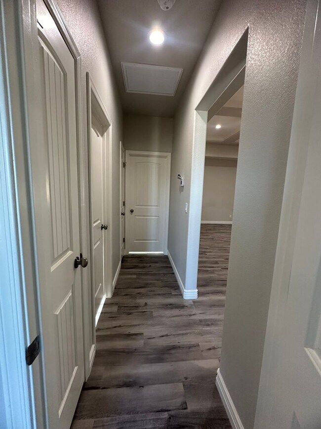 Building Photo - Beautiful 2024 Built 3 Bedroom, 2 bathroom home with RV Parking