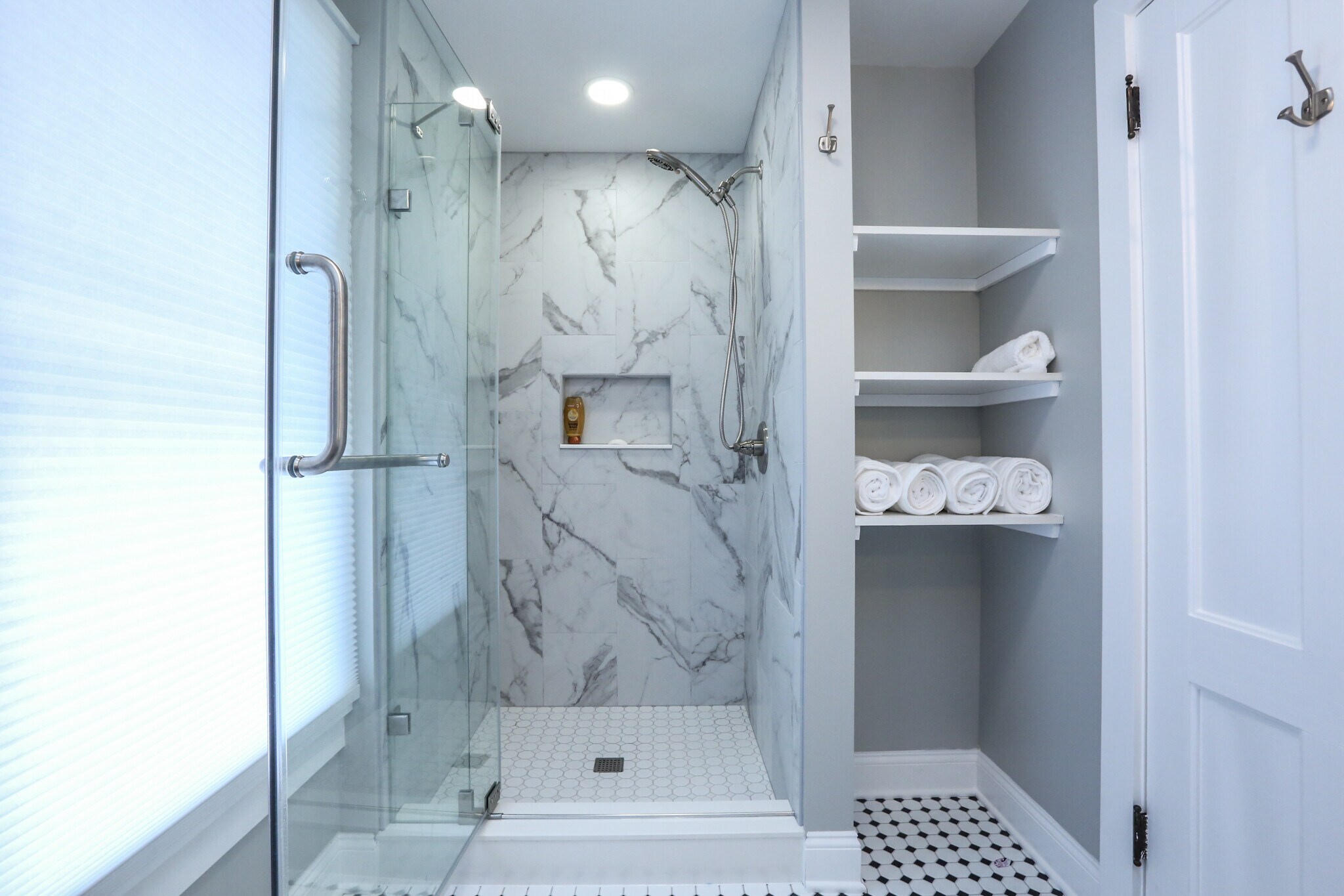 Building Photo - 11 Pleasant St