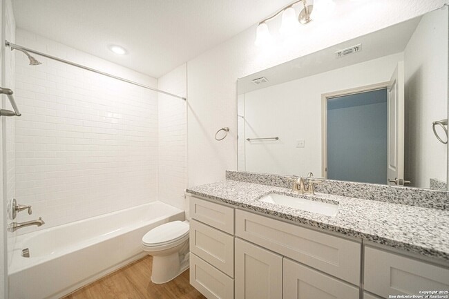 Building Photo - 10215 Tulipwood Run