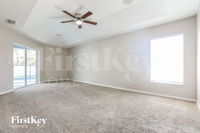 Building Photo - 2478 Redstone Ave
