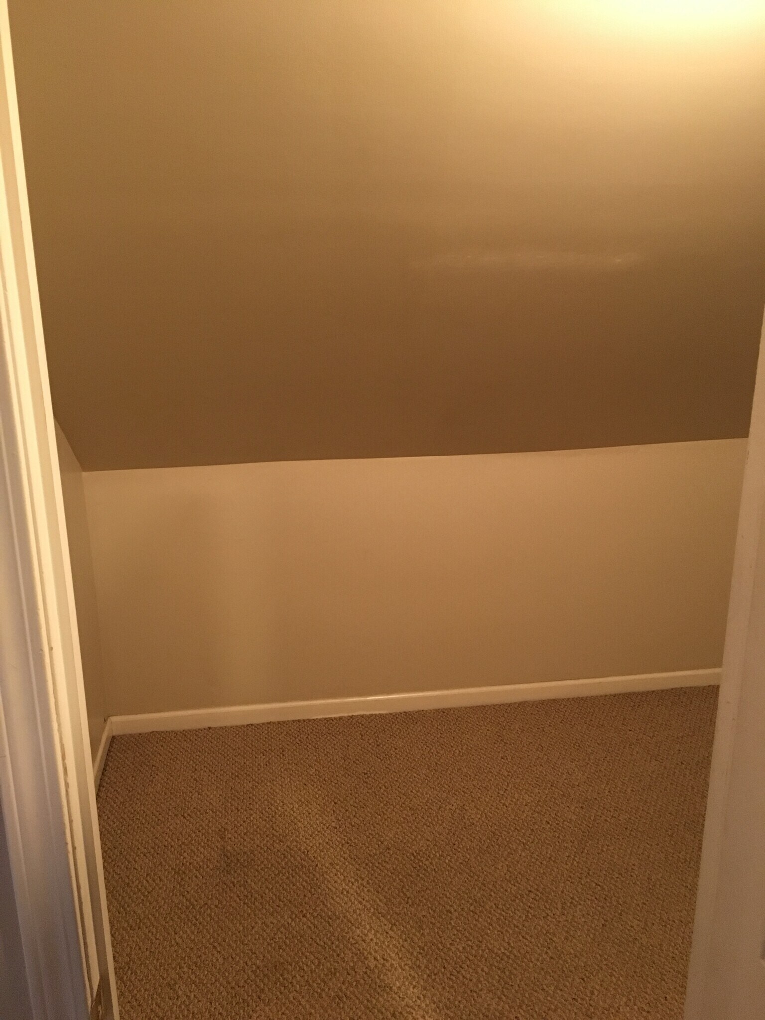 Building Photo - 604 W MT MORIS ST APT 3