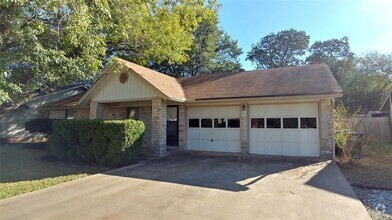 Building Photo - 3511 Monument Dr