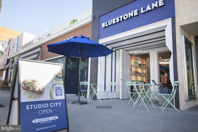 Building Photo - 1357 R St NW