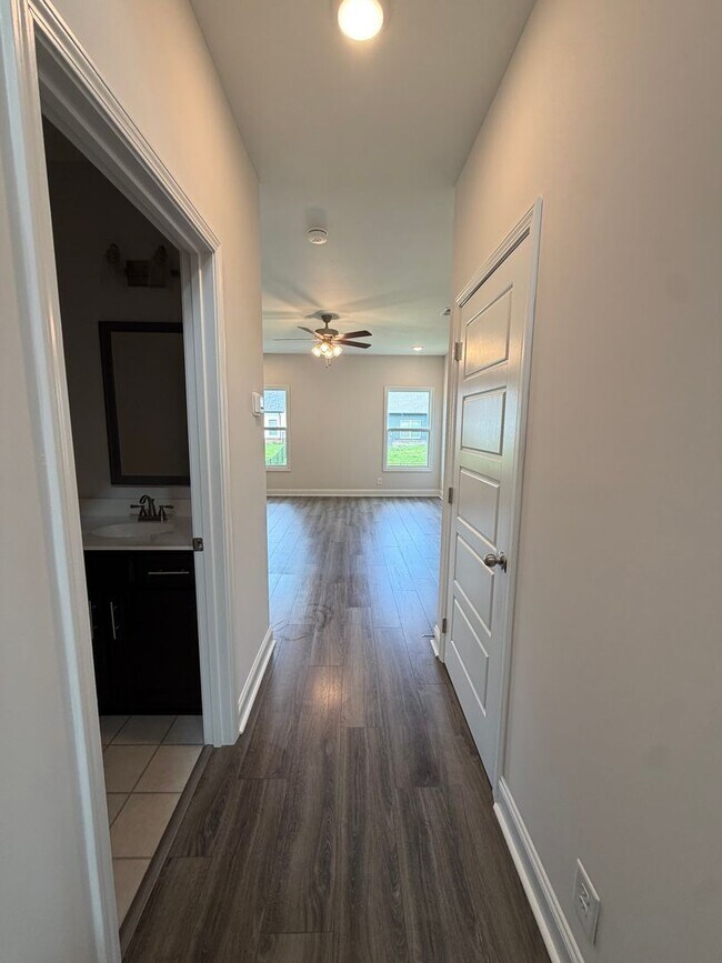 Building Photo - 2636 Rafiki Dr