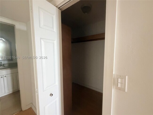 Building Photo - 10825 SW 112th St