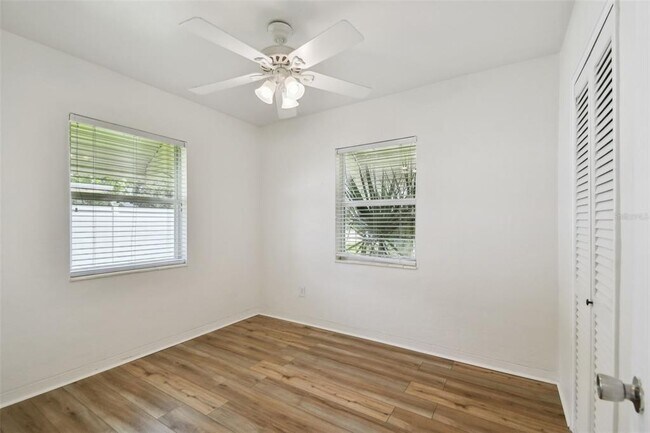 Building Photo - 3808 S Grady Ave