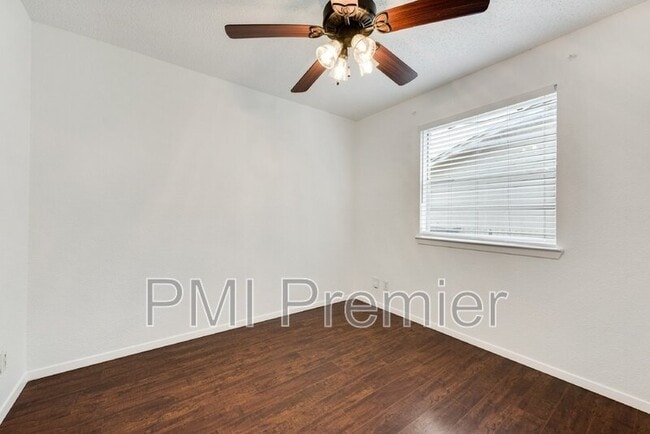 Building Photo - 1644 Americana Blvd