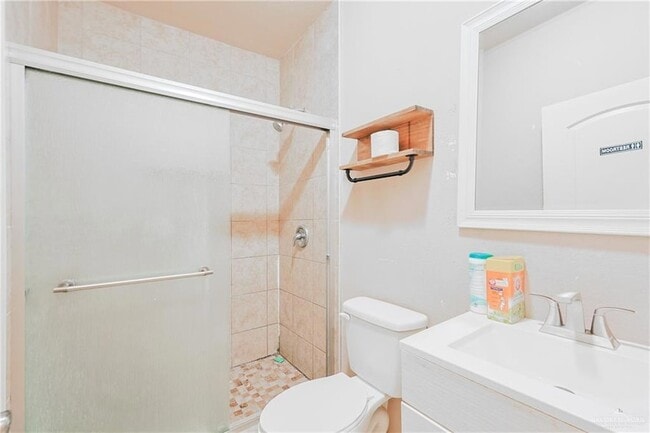 Building Photo - 742 S Texas Ave