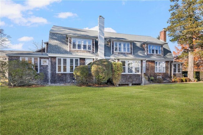 Building Photo - 31 Cranston Ave