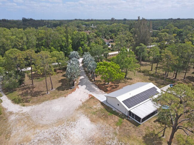 Building Photo - 13624 Farley Rd