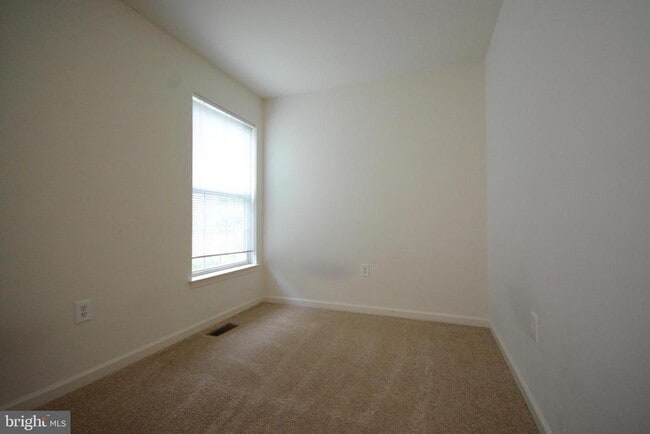 Building Photo - 6506 Wiltshire Dr