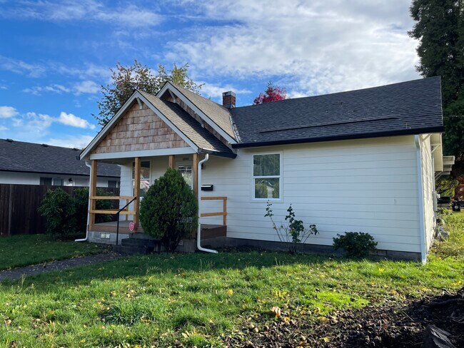 Front - 1200 E 6th St