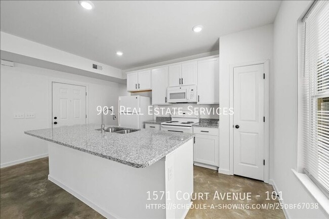 Building Photo - 1571 Court Ave