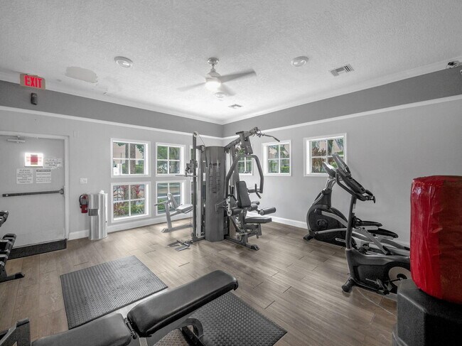 Building Photo - 815 Boynton Beach Blvd