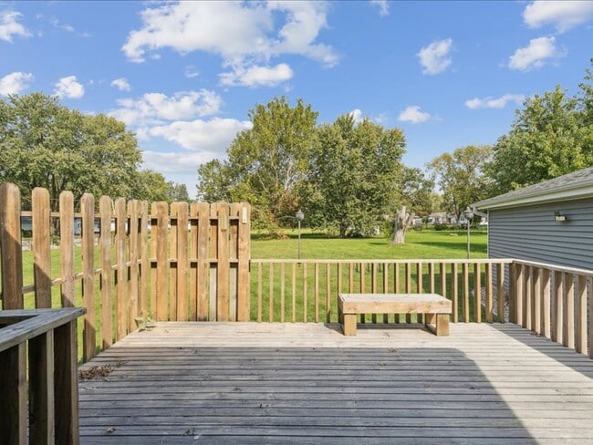 Building Photo - 1429 Columbus Dr