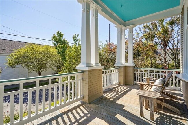 Building Photo - 4301 Iberville St