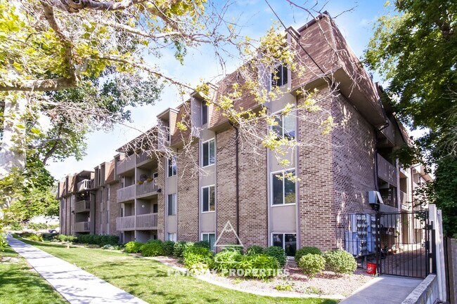 Building Photo - 31 M St