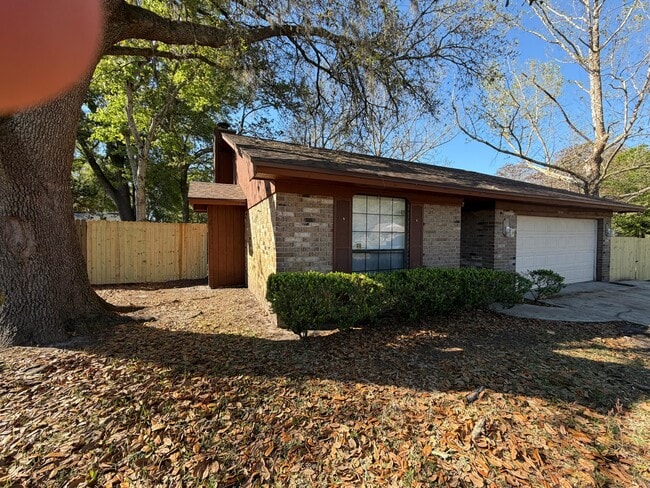 Building Photo - 7984 Gulf Rd S