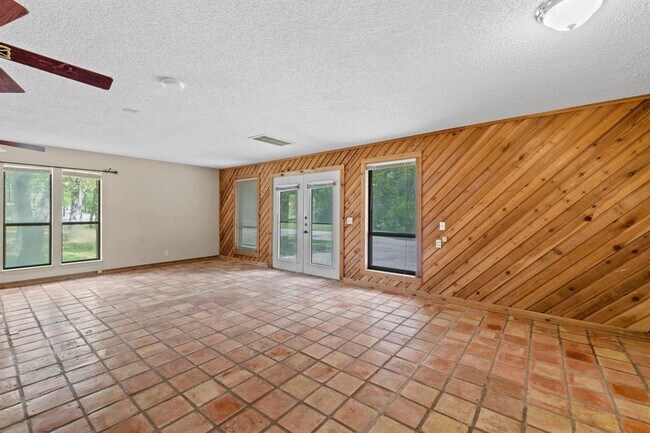 Building Photo - 12203 Conrad Rd