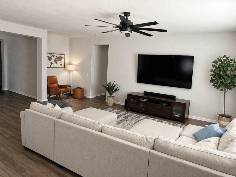 Building Photo - 2030 Boxwood St